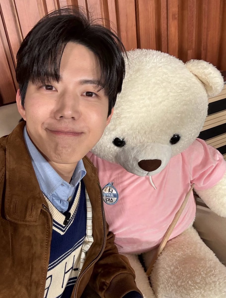 PIL_essay's tweet photo. 나 혼자 산다 인스타 #도운 https://t.co/VbWD2ByLaN