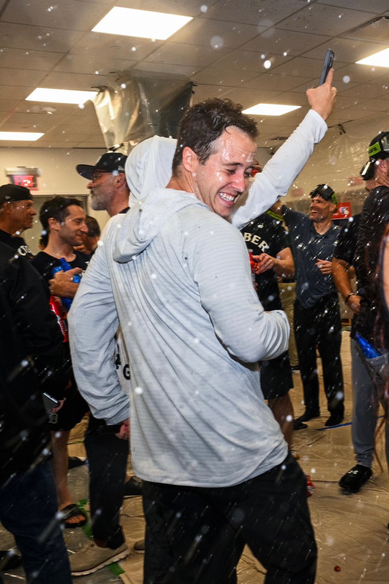 jakedicker's tweet image. No goggles, just as it was intended.

First postseason series for @MLB in the books.