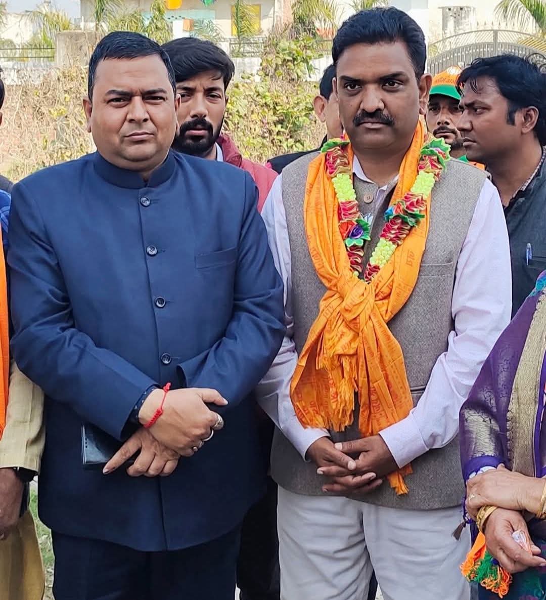 asfaqsaify's tweet image. "Happy birthday sir"
🚩 सच्चे देशभक्त, ईमानदार, कन्नौज सदर से विधायक, उत्तर प्रदेश में समाज कल्याण स्वतंत्र प्रभार राज्य मंत्री श्री असीम अरुण जी को "जन्मदिन" की बहुत-बहुत शुभकामनाएं।*
*ईश्वर से प्रार्थना है,आप स्वस्थ रहें , दीर्घायु हो।*
#Aseem Arun