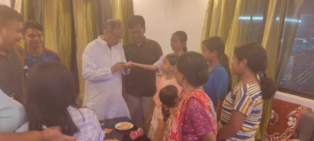 BishnuPadaRay12's tweet image. During my visit to Car Nicobar, tribal youths & children expressed their heartfelt wish – to meet Hon’ble PM Shri @narendramodi Ji
They admire him for opening doors of opportunity through globalization & digitalization, even in remote tribal regions. 🌍✨
#NewIndia #TribalYouth