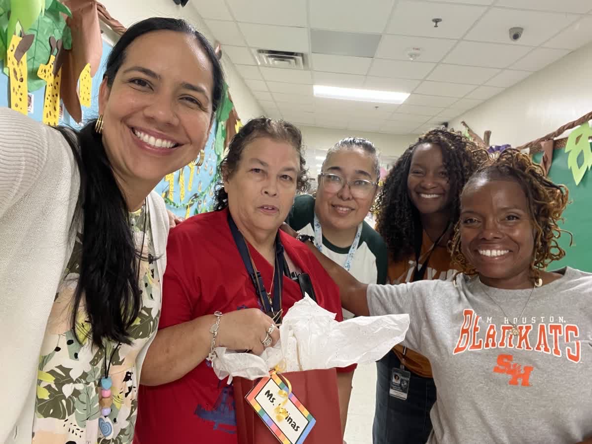 The Charles A. Gill Bulldogs tweet media