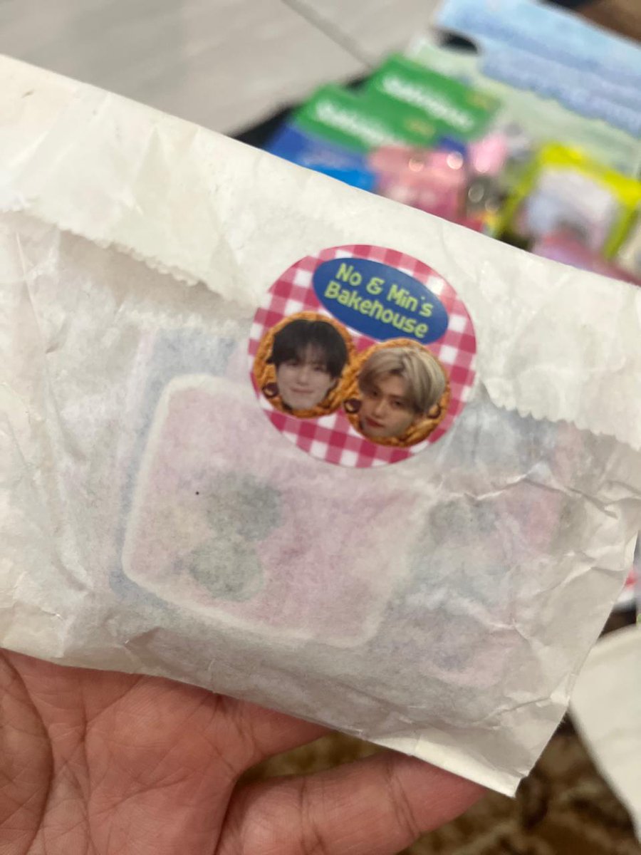 pipinyanya tweet media