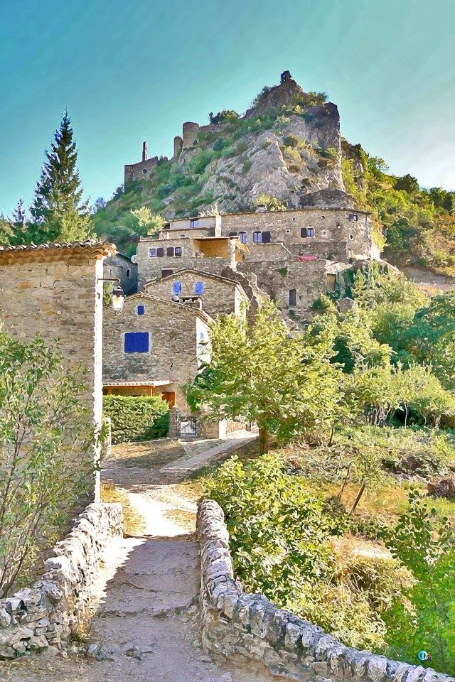 Bonjour, excellent vendredi, prenez soin de vous, de vos proches, courage aux malades et à ceux qui travaillent 🙏 Gros bisous 😘😘🥐☕🌞🐴🌹🐶🍁⚜🇮🇱🇫🇷🇫🇷🇫🇷