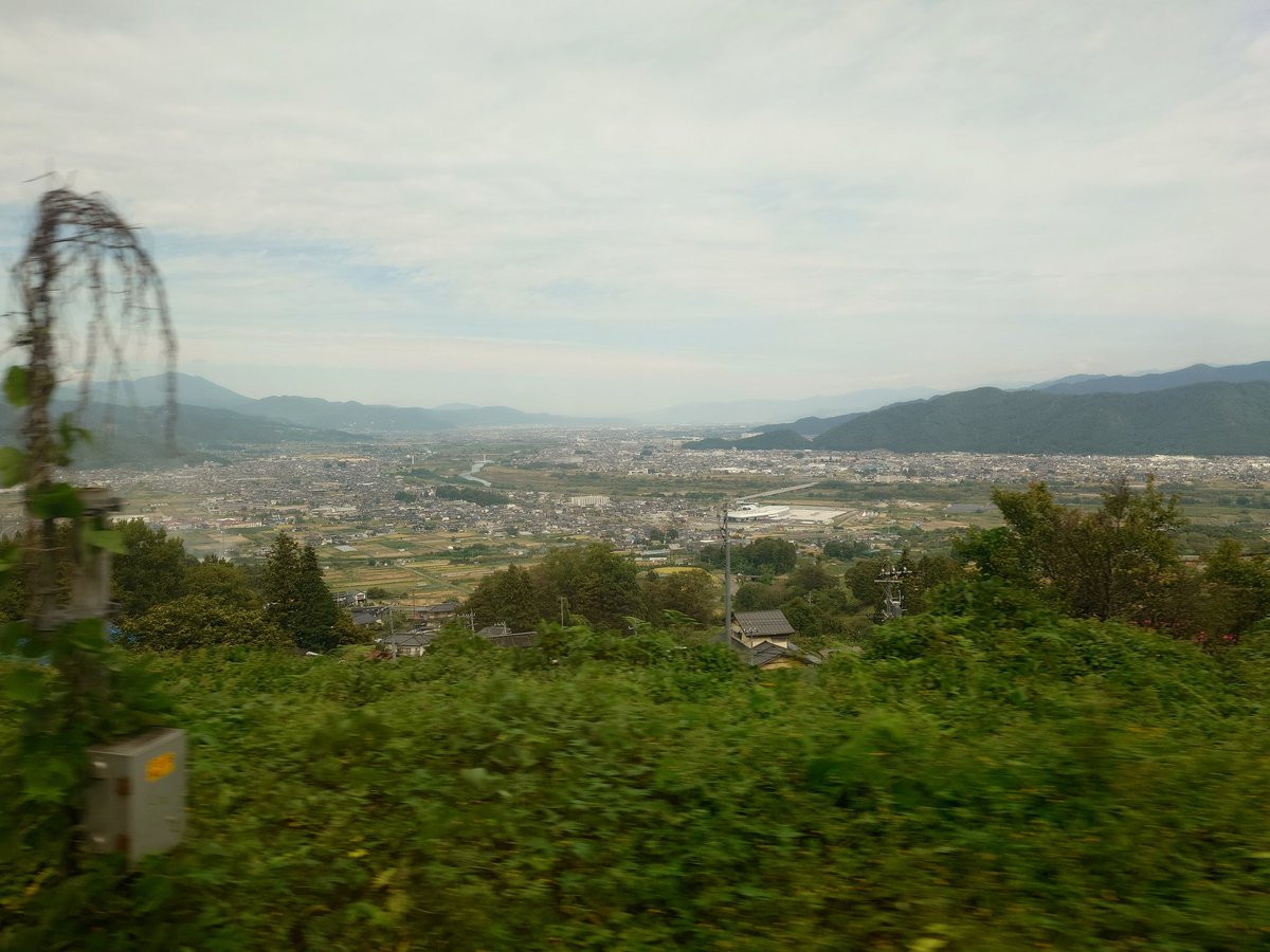 日本三大車窓篠ノ井線姨捨駅付近