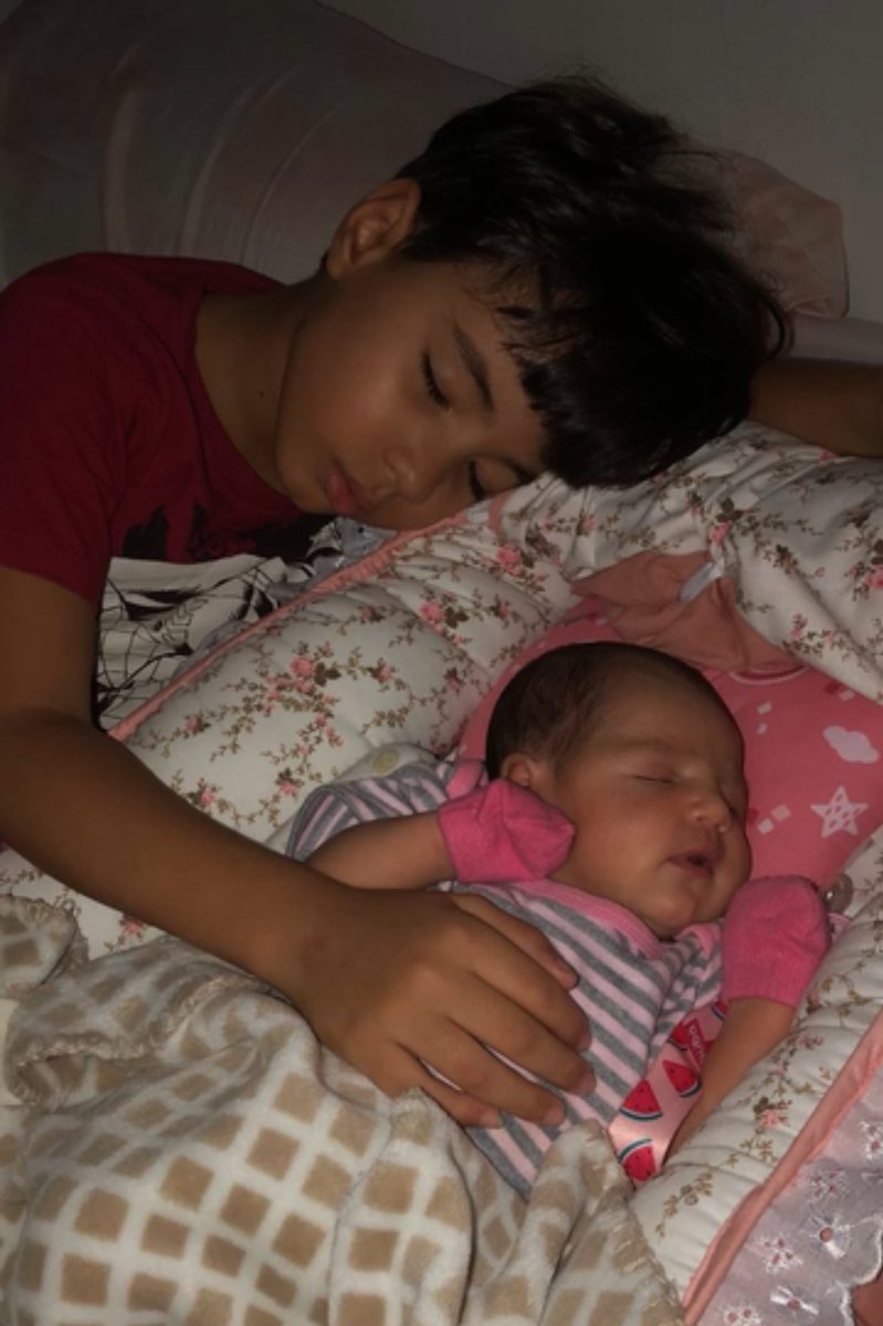 Day_Enzo_'s tweet photo. De todos os amores que eu já senti
Eu sei que esse é o maior
Que eu já conheci…
Você veio pra mudar minha vida
Eu não tinha ideia
Como te queria
Você veio pra mudar minha vida…

Meu mundo 💙🩷 https://t.co/c1ftNiRePz