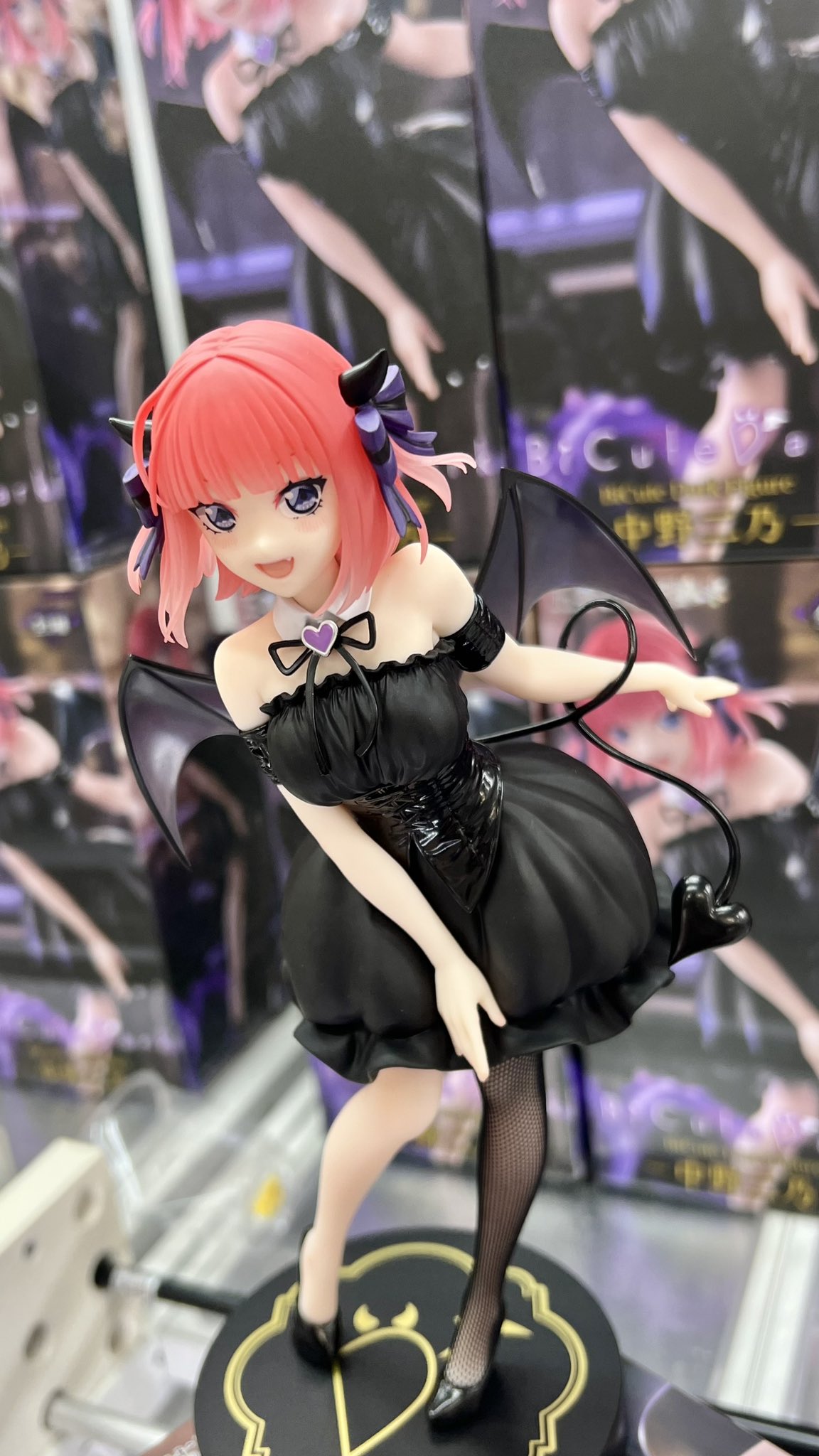 五等分の花嫁＊ BiCute Dark Figure 中野二乃 12個セット ② 五等分の花嫁＊ BiCute Dark Figure 中野二乃 【3個セット】 - メルカリ