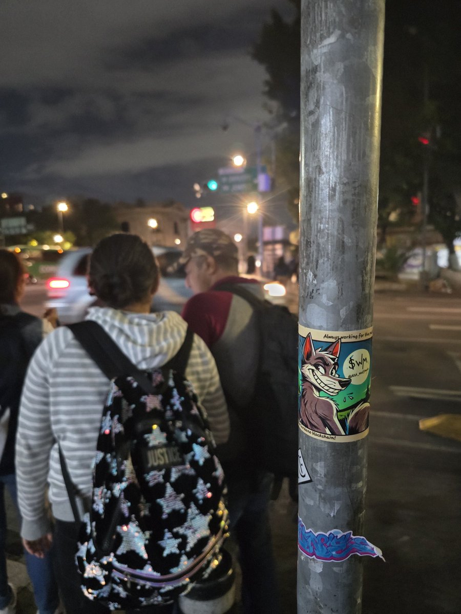 ADA_WolfMode's tweet image. Wolf Mode is howling in Mexico City tonight. What you doing?

AAAOOOOOOOOOHHH!!!!

#WolfMode #Cardano