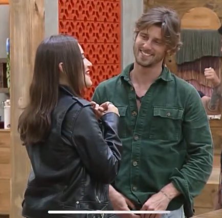 a carinha que ele olha pra ela, eu juro q nunca vou superar