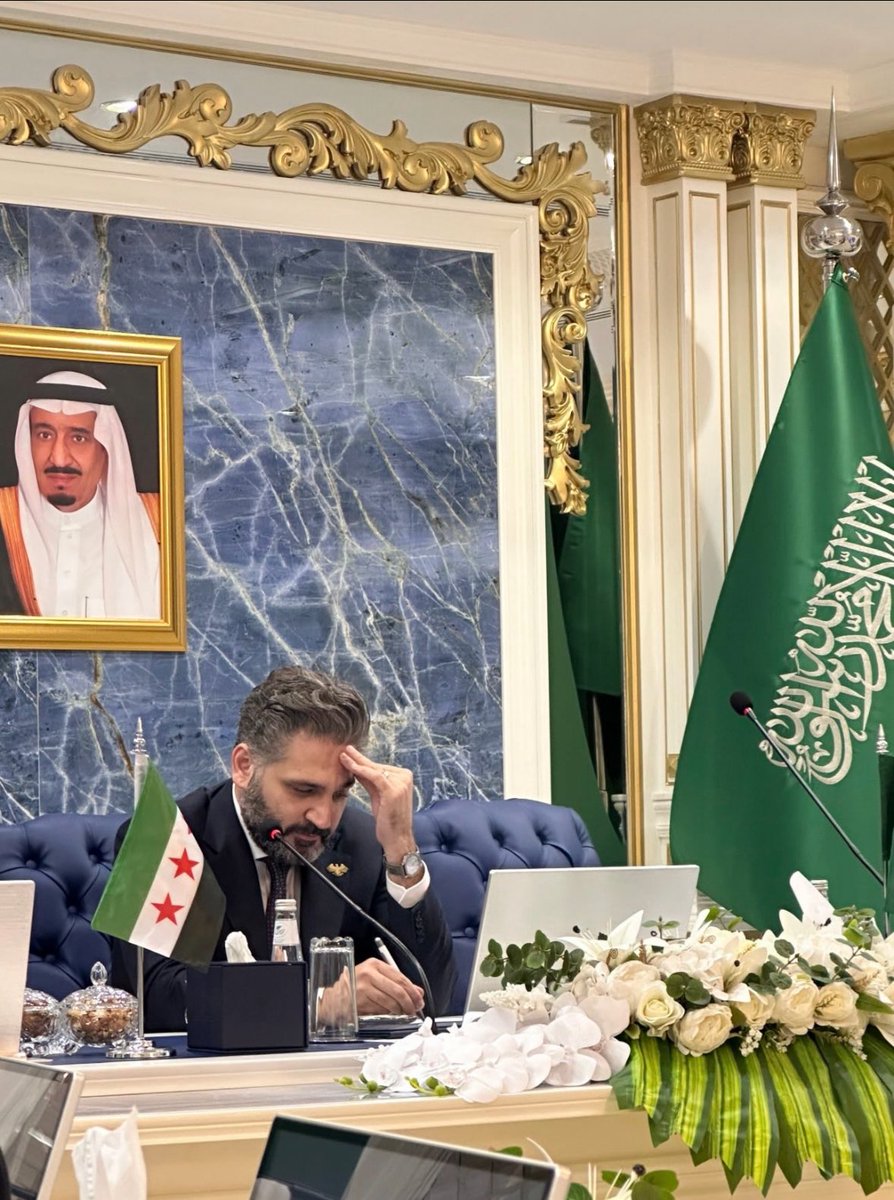 انا عند اهلي وقت ادرس يعني شوفوني ما راح تعبكم عالفاضي