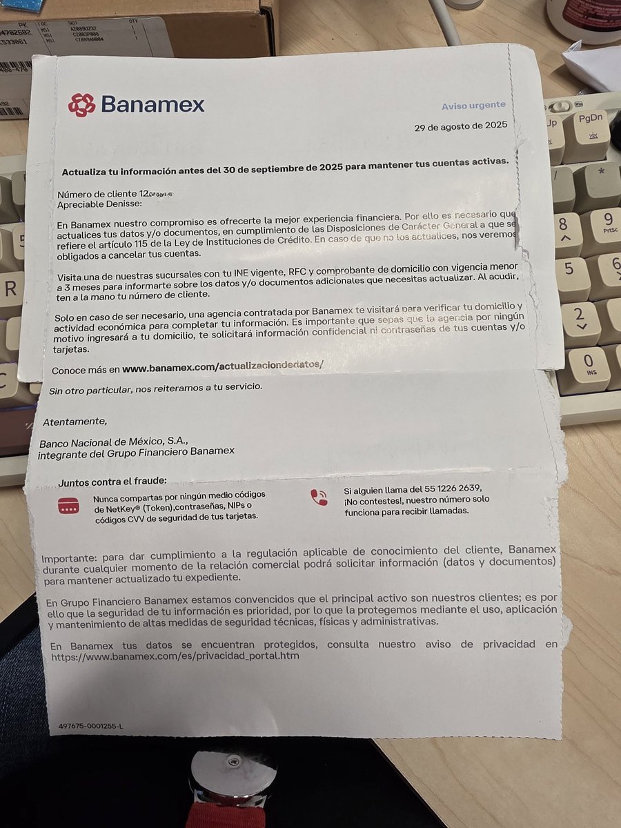 soydenisaurio's tweet photo. @banamex https://t.co/YEO5KX108q