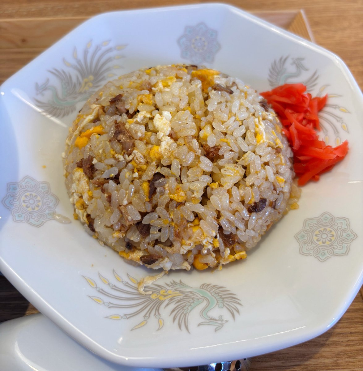 三宝グループ/株式会社三宝 (@sanpougroup) on Twitter photo 三宝亭製麺の半チャンセット味噌を実食😋
すっきりとした旨味のある味噌らーめんと、米の食感と旨味をしっかり感じる美味しい炒飯の最高セットです✨
ボリュームもお値段もお得な半チャンセットを是非お試しください❗️ 三宝亭製麺の半チャンセット味噌を実食😋
すっきりとした旨味のある味噌らーめんと、米の食感と旨味をしっかり感じる美味しい炒飯の最高セットです✨
ボリュームもお値段もお得な半チャンセットを是非お試しください❗️