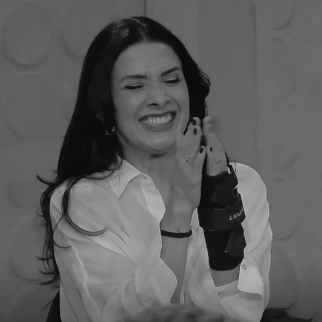 Que perrita anda la Silvia Pasquel eh JAJAJAJA. Ustedes ignoren y sigamos votando por Dalilah. Como ella misma dice: hacerle caso a pendejos, es engrandecerlos🙂‍↕️

FIRMES CON DALILAH
#LaCasaDeLosFamososMx #LCDLFMX3