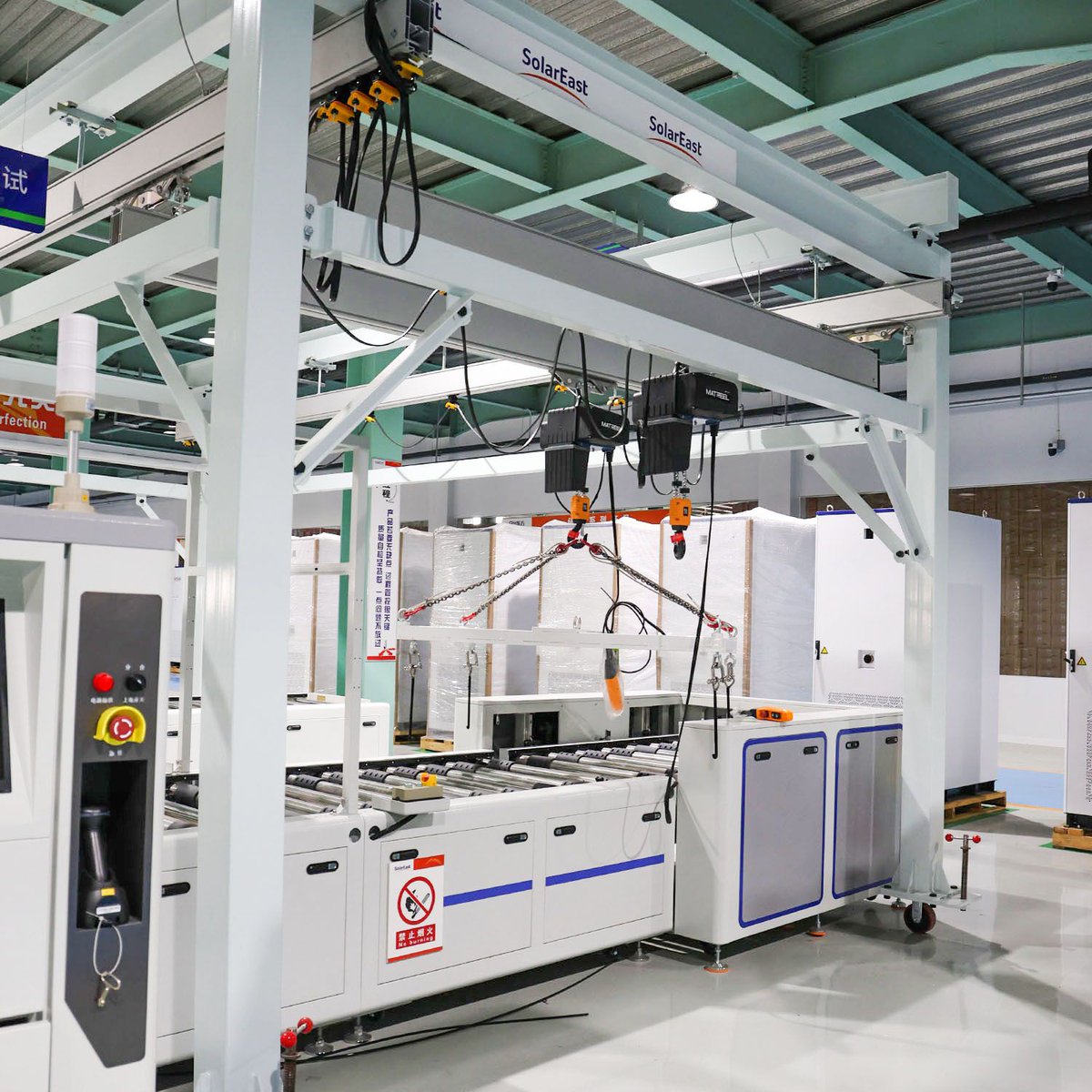 JackYan86692811's tweet image. Square Cell Module Assembly

📦 Structured Packing for Maximum Density

Precision jigging ensures perfect cell alignment in housing

Automated busbar welding with real-time quality monitoring

#BatteryModule #EnergyStorage #SquareCell #WeldingTechnology #QualityControl