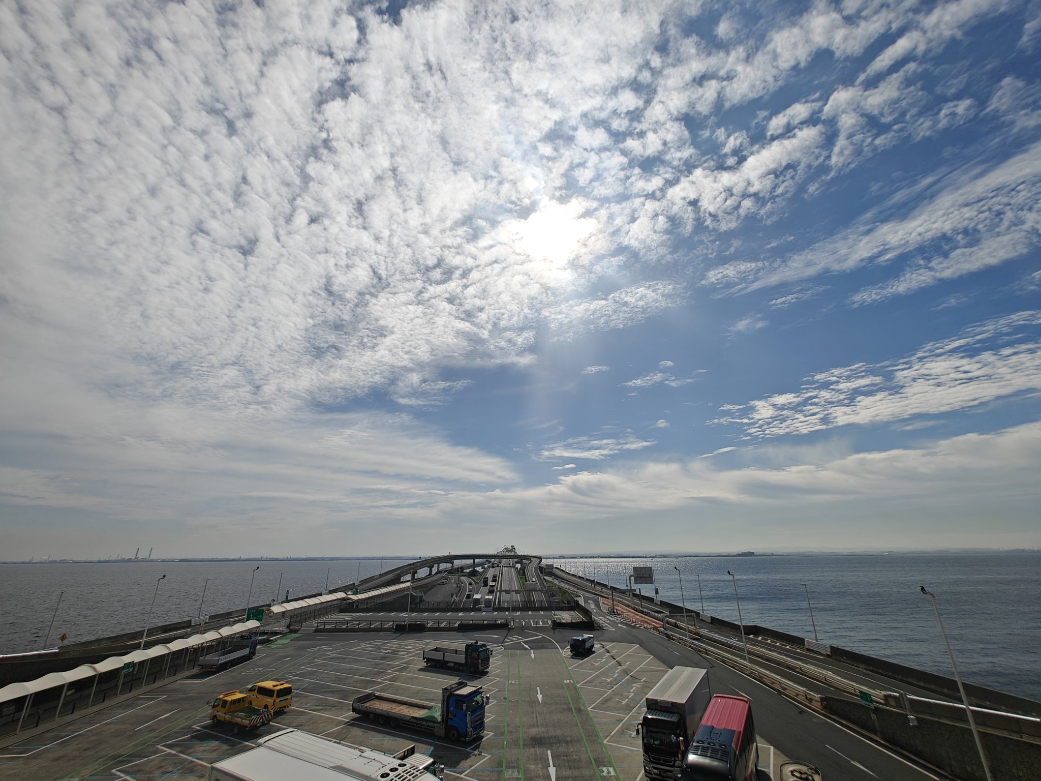 海の風景 UNITE with BLUE」世界をつなぐ美しい海をイメージした限定