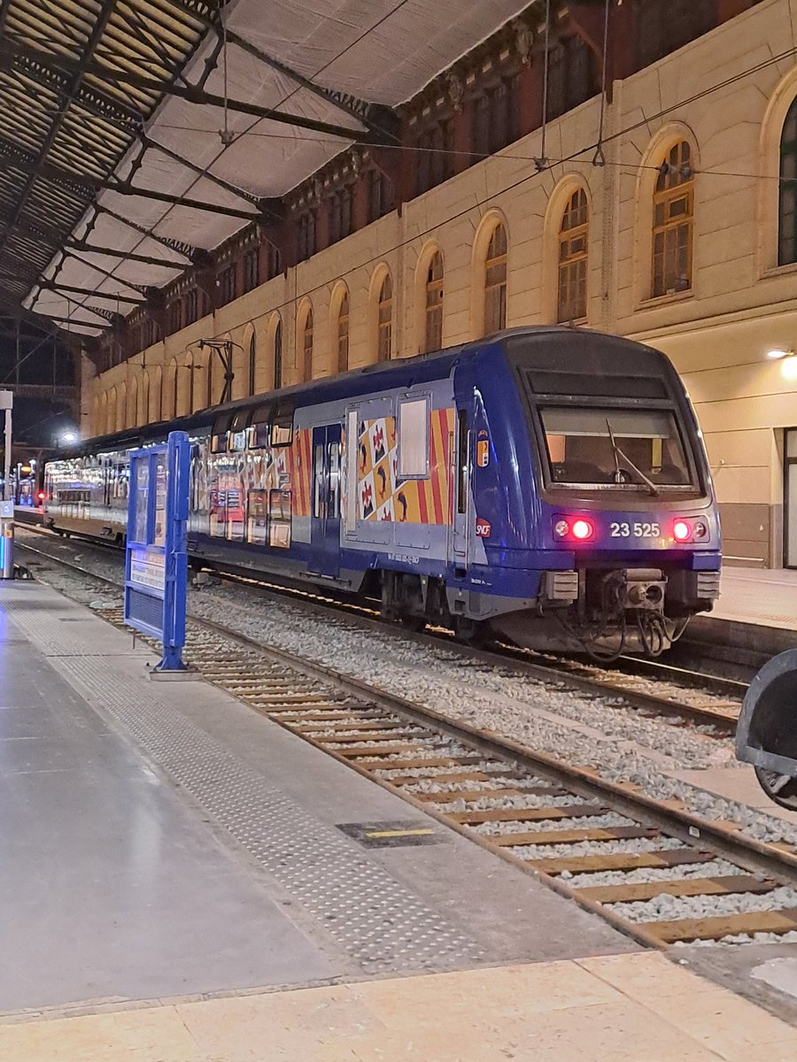 Train ZOU ! Sud Provence Alpes Côte d 'Azur tweet media