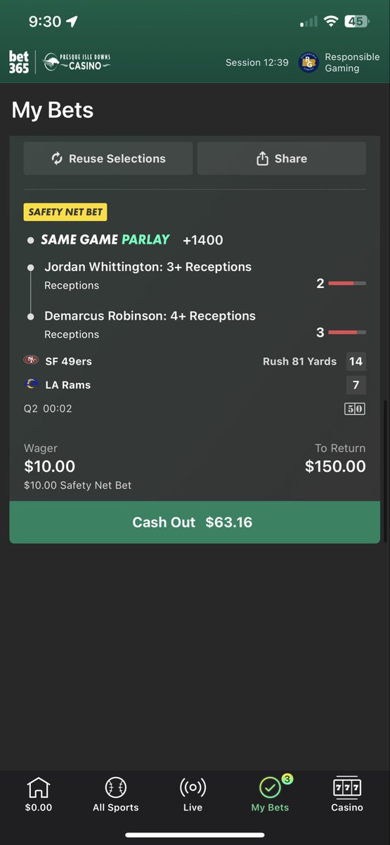 Dylan_Means4's tweet image. all of these were taken at halftime and none of them hit LMFAOOOOO