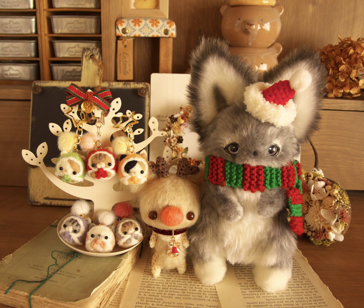 １２月のてづバ当選しました😆✨

久しぶりのてづバ✨
いつものアートドール以外に普段ネットで販売しないあみぐるみのバックチャームや羊毛キーホルダー等も色々沢山作って持って行きます(๑˃͈꒵˂͈๑)💕

まだまだ先ですが、
１２月２１日(日)のみ出展なのでご都合が合えば遊びに来て下さいね😆🎶