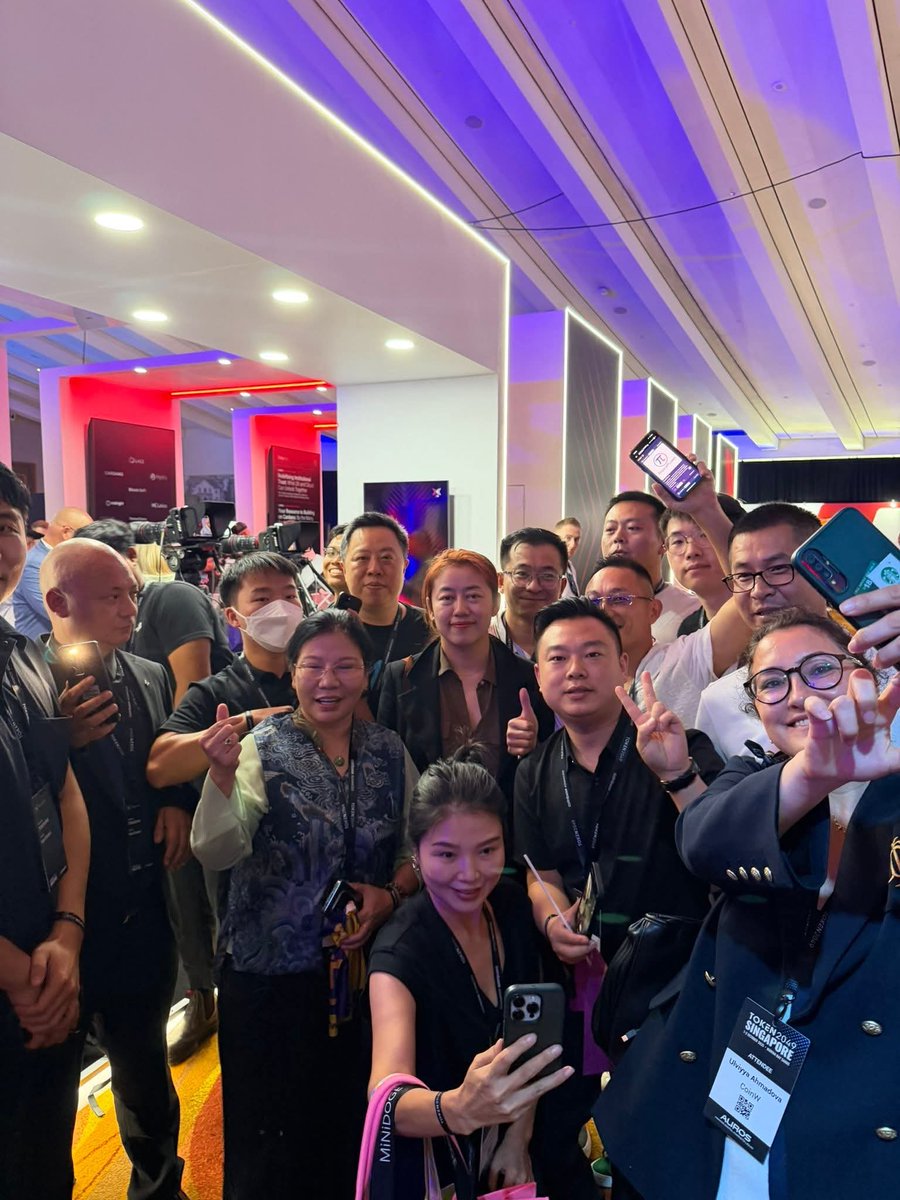 realpirex's tweet image. Which crypto does it better like @PiCoreTeam ?

Only amazing updates with #dex onboarding the #piblockchain announced by pi founder @Chengdiao at the #TOKEN2049 in Singapore recently alongside many other updates.

Buy more $pi 

#pirex #PiNetwork2025 #pinetwork