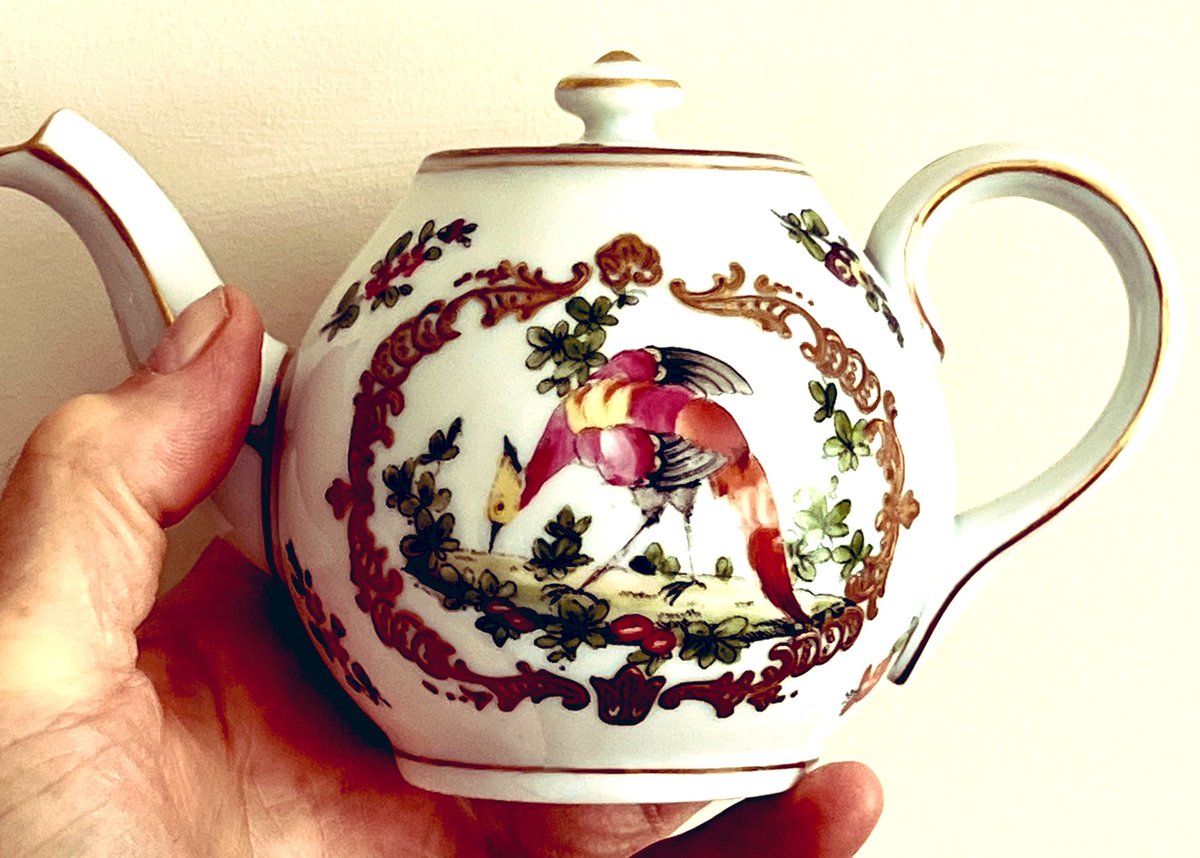 Fine #China #Tea Set Prob. by John Aynsley of Staffordshire c1910-20 for Temple &amp; Crook of #Belgrave #Square #London 1810-1920 Soon at TheSaleroom.com/CatoCrane <a href="/heswallmagazine/">Heswall Magazine</a> <a href="/thesaleroom/">the saleroom</a> <a href="/chestertweetsuk/">#chestertweets</a> <a href="/shrewsmorris/">Shrewsbury Morris Dancers</a> <a href="/TeaTimeMag/">TeaTime Magazine</a> <a href="/Taylors/">Taylors of Harrogate</a>  <a href="/Fortnums/">Fortnum & Mason</a> <a href="/londonfineuk/">London Fine Antiques</a> #Tea #gold #UK