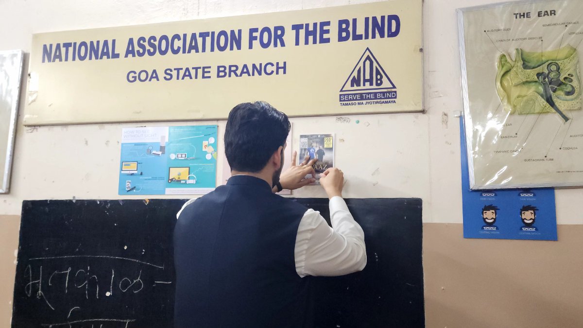 pinakamediawork's tweet photo. Poster of #RabbDiAwaaz inducted at #NABGoa National Association for the Blind #Calapor #Goa after the screening of the film.
फिल्म के प्रदर्शन के बाद, गोवा के कैलापोर स्थित राष्ट्रीय दृष्टिहीन संघ में रब्ब दी आवाज का पोस्टर स्थापित किया गया।
#PurpleFestGoa2025 https://t.co/QqL0q3ahpC