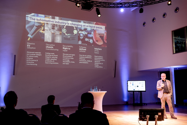 CJelly78's tweet photo. We have been partnering with #2025CARSymposium. Those are exciting times for the industry, being in the midst of an extensive transformation. We are happy to contribute with our collaborative innovations. #Automotive #Innovation #FutureOfMobility #3Mer https://t.co/PfYkCTEhTa https://t.co/gVjmB0CPyu