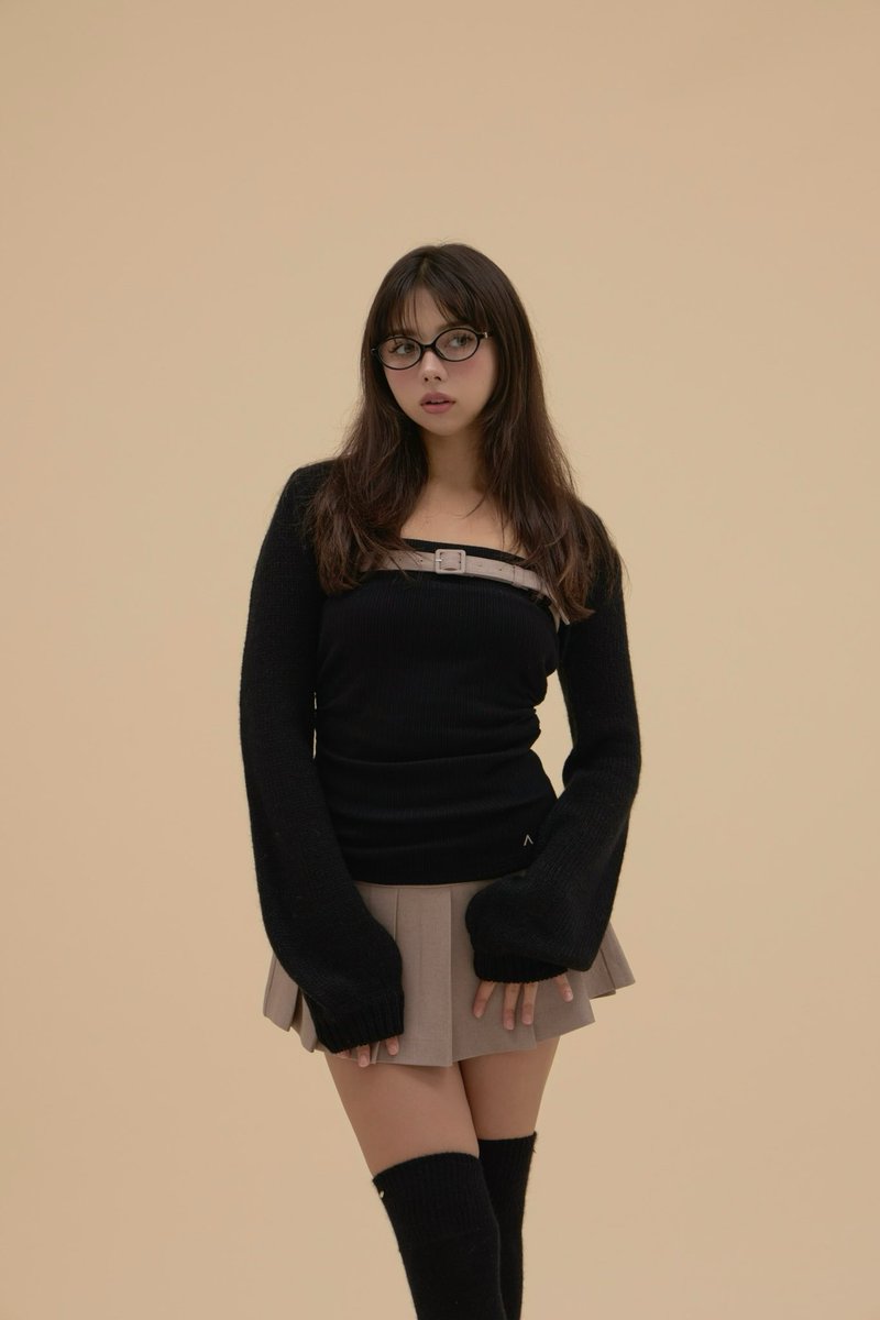 Heidi belt pleats set up color ivory/black ¥19800-tax in