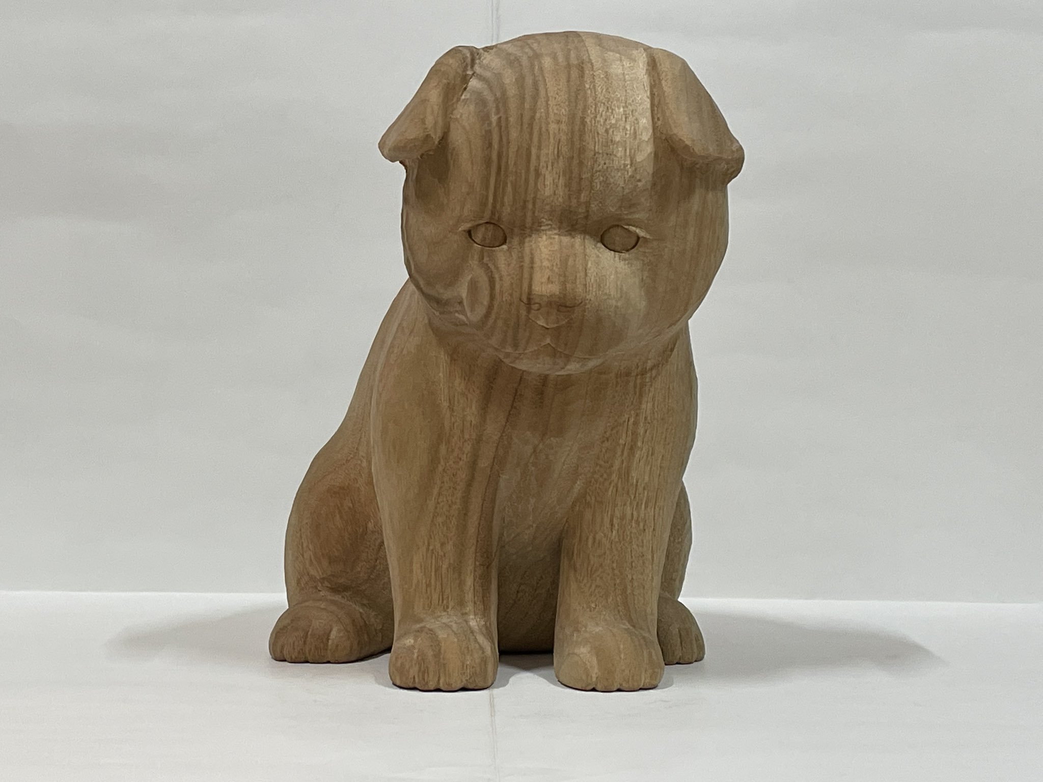 犬の頭部を持つ樹脂製彫刻 齊藤 秀樹 on X: