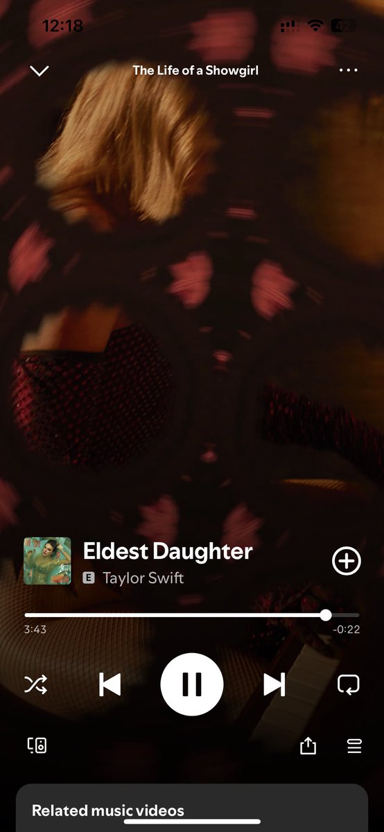 icouldstaylor's tweet photo. Eldest daughter for eldest daughters in great relationships 🥹 #tsthelifeofashowgirl https://t.co/kpihmD0A8W