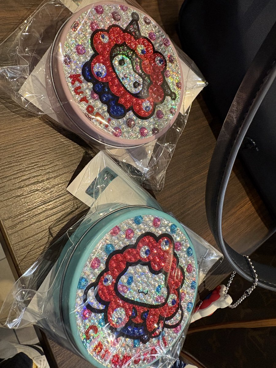 ミャクミャク✖️サンリオのコラボグッズはキラキララムネ缶をゲット