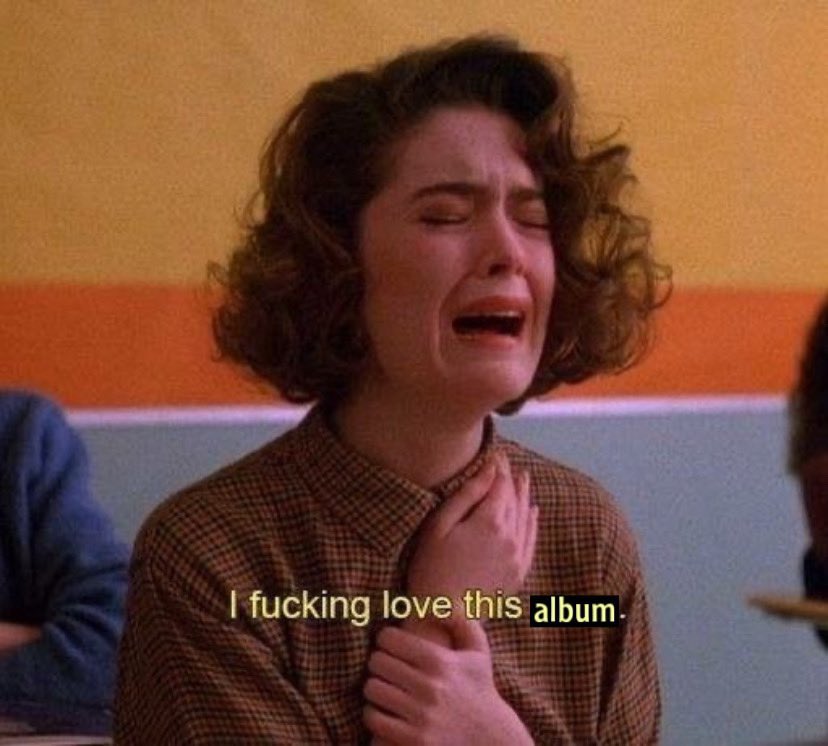 yo escuchando the life of a showgirl de taylor swift #thelifeofashowgirl