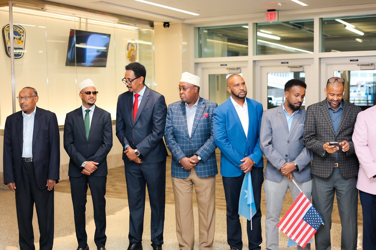 AAGeelqaad's tweet photo. Welcoming Somalia’s Deputy Prime Minister @SalahJama , to the Twin Cities, an honour to host him. 🇺🇸 🇸🇴 https://t.co/ooWyEx8L5A