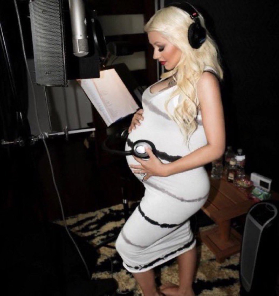 Multitudes Container tweet media