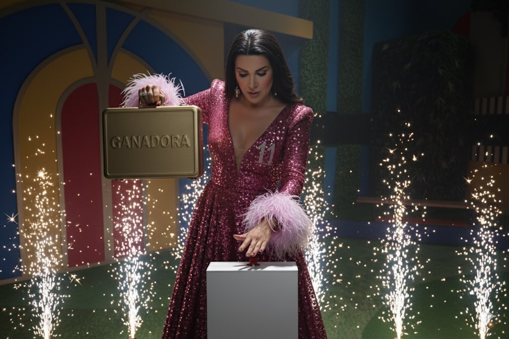 Ella apagará las luces de la casa este domingo? 💜
Pues FULL VOTOS solo a Dalilah! 🔥
FIRMES CON DALILAH
#LaCasaDeLosFamososMx #LCDLFMX3