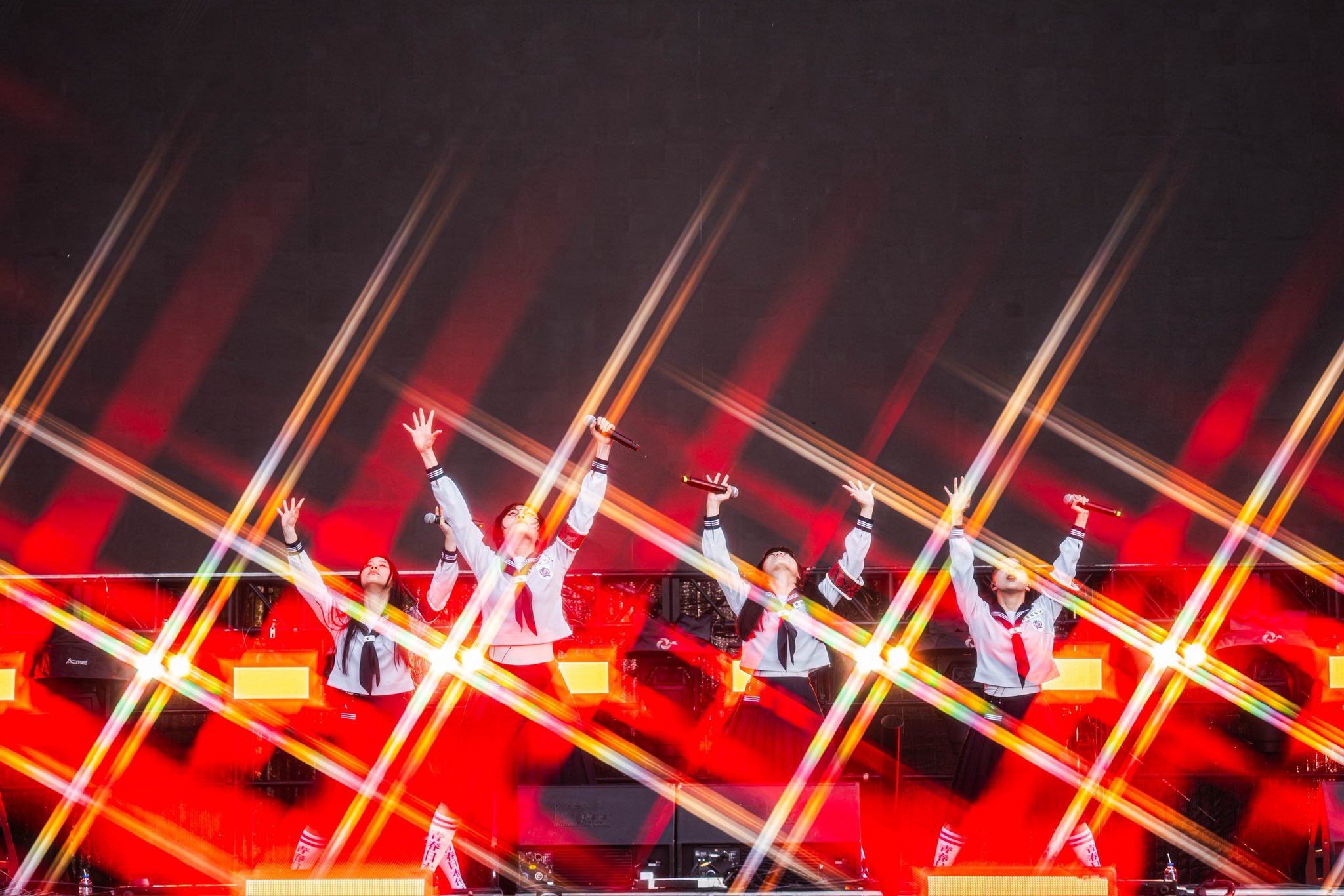 G2TzegEbMAgUM4H?format=jpg&name=large