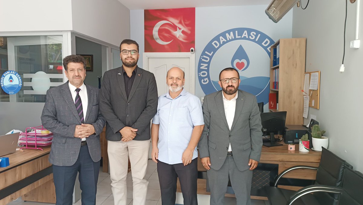 gonul_damlasder's tweet photo. Filisti Vakfı Ankara İl Temsilcisi Sayın Hamdi Akın HALICI ve çalışma arkadaşı derneğimizi ziyaret ettiler. Kendilerine bu güzel ziyaretlerinden dolayı şükranlarımızı sunarız. https://t.co/gVm3M2RYFd