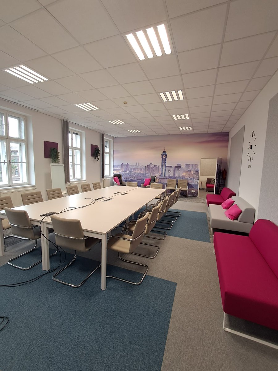 VÍTKOVICE, a.s. (@avitkovice) on Twitter photo 🏢 Prostory pro podnikání na míru?
Modernizujeme budovy v Ostravě-Vítkovicích, nový design prostor, výměna oken, úpravy společných částí.
👉 Máme volné prostory i pro vás! Přizpůsobíme je vašemu podnikání. 📩 majetek@vitkovice.cz 🏢 Prostory pro podnikání na míru?
Modernizujeme budovy v Ostravě-Vítkovicích, nový design prostor, výměna oken, úpravy společných částí.
👉 Máme volné prostory i pro vás! Přizpůsobíme je vašemu podnikání. 📩 majetek@vitkovice.cz
