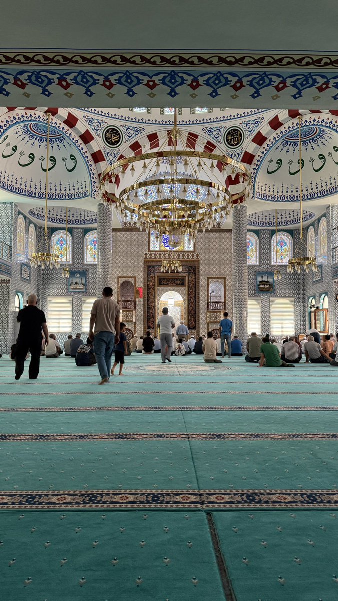 Başka kapı yok ki gidelim… hayırlı cumalar