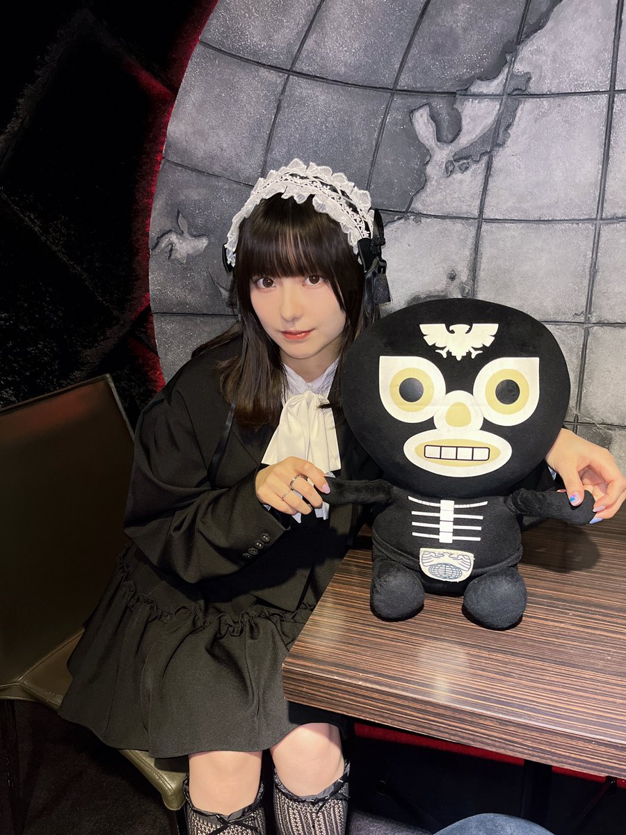 momone_rwr tweet picture