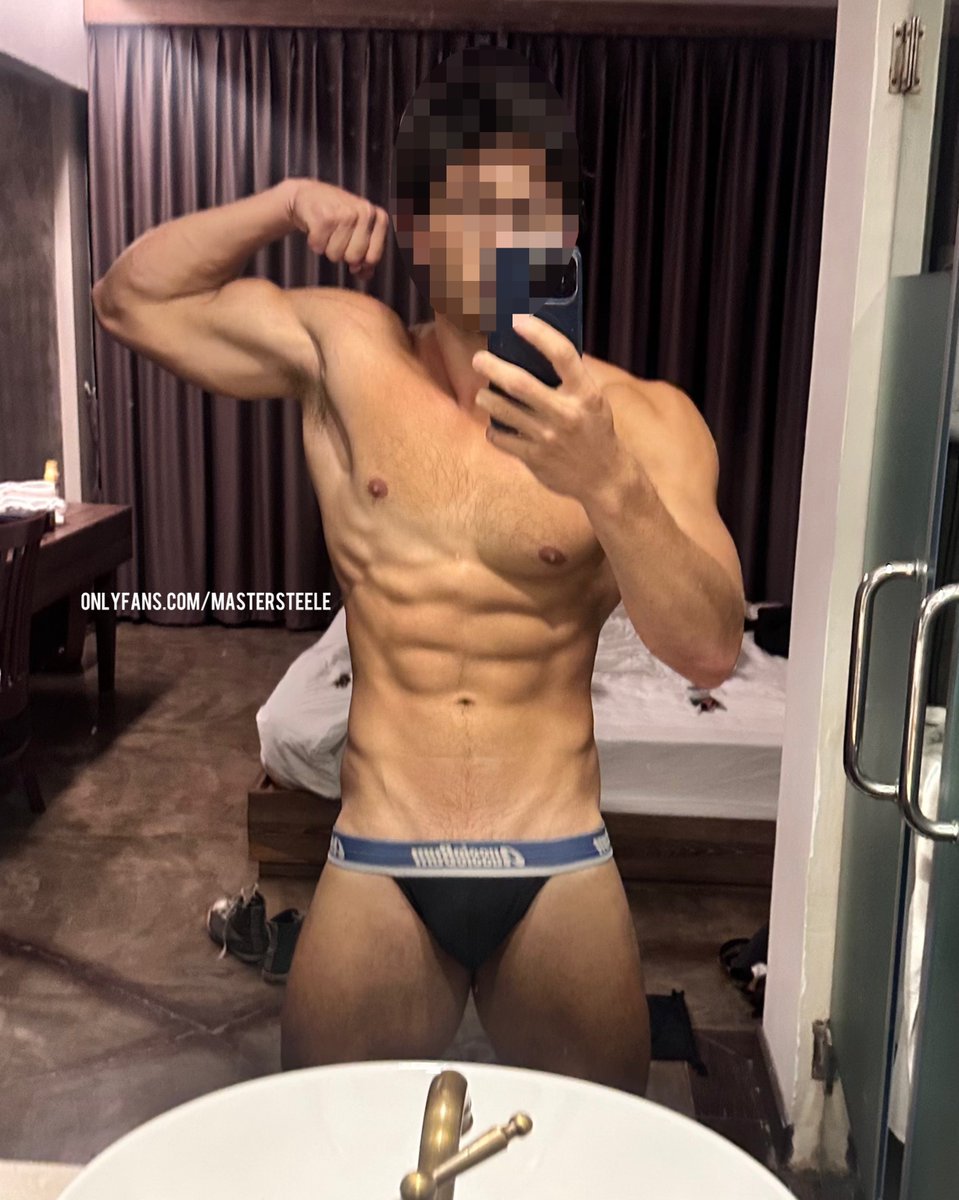 Master Steele tweet media