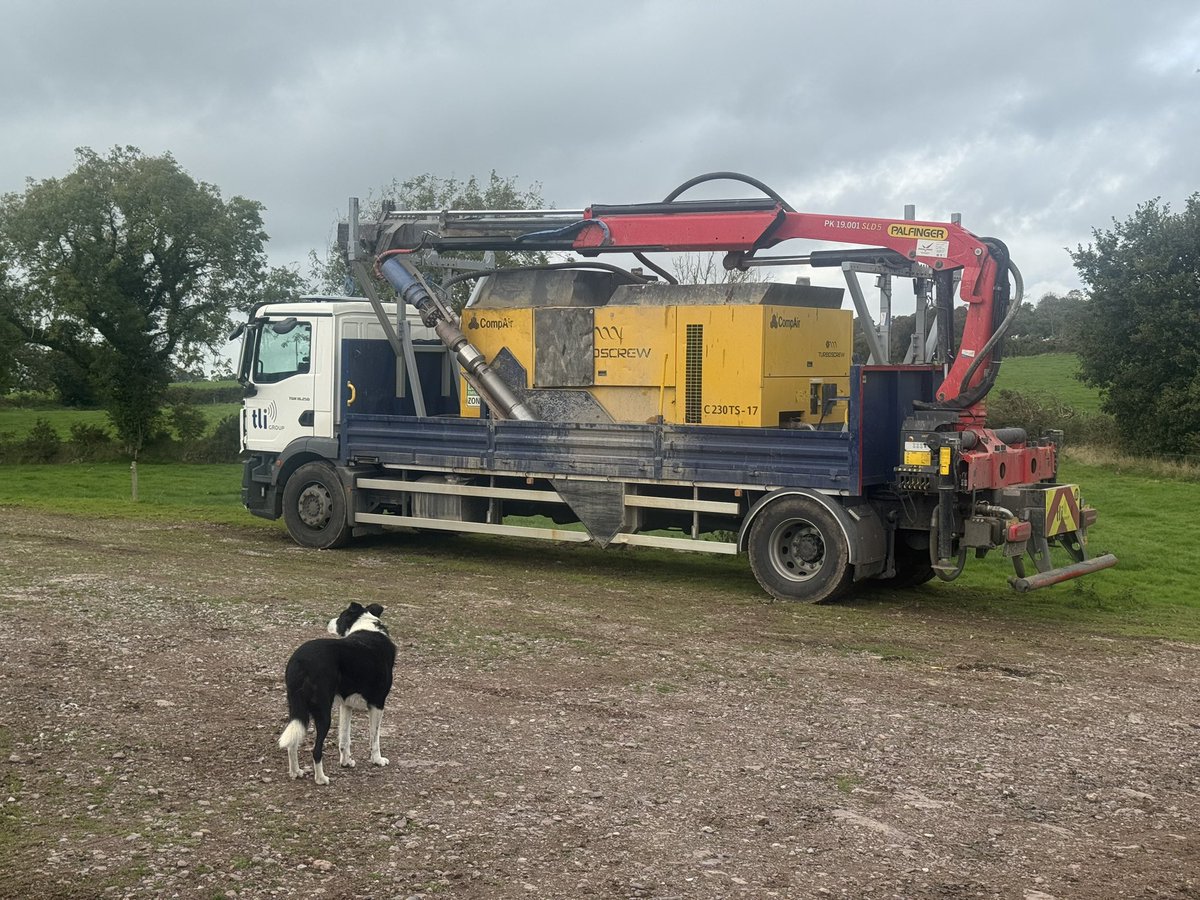 Fastrac's tweet image. Now that’s a post driver