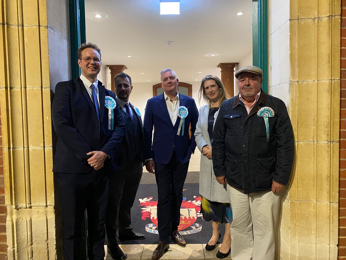 Last night in Hutton <a href="/reformparty_uk/">Reform UK</a> parked our tank on <a href="/KemiBadenoch/">Kemi Badenoch</a> ‘s front lawn. A big tank. 

It’s over for the <a href="/Conservatives/">Conservatives</a> in Essex, evidenced by the many Tory front benchers that came to Hutton to try to stop me being elected. They failed to do that. Because THEY