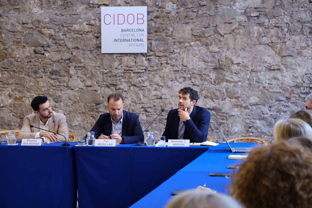 <a href="/MoussaBk/">Moussa Bourekba</a> ¿Por qué los países de la región apoyan el 'plan de paz' de Trump? Lo analiza <a href="/samu_abrami/">Samuele Carlo Ayrton Abrami</a>: "Estados Unidos sabe que el apoyo de estos países es necesario para legitimar el plan, y estos países son conscientes de que Estados Unidos es el único que puede presionar a Israel"