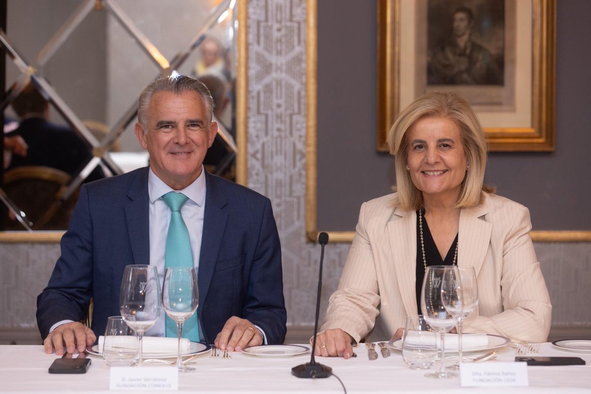 FConexus's tweet image. 💡 𝗦𝗲𝗽𝘁𝗶𝗲𝗺𝗯𝗿𝗲 𝗲𝗻 𝗖𝗼𝗻𝗲𝘅𝘂𝘀: 𝗶𝗻𝗻𝗼𝘃𝗮𝗰𝗶𝗼́𝗻, 𝗱𝗶𝗮́𝗹𝗼𝗴𝗼 𝘆 𝗰𝗼𝗹𝗮𝗯𝗼𝗿𝗮𝗰𝗶𝗼́𝗻 𝗲𝗻 𝗮𝗰𝗰𝗶𝗼́𝗻.
Este mes ha estado lleno de encuentros enriquecedores que refuerzan nuestro compromiso.
Te lo contamos todo: linkedin.com/feed/update/ur…