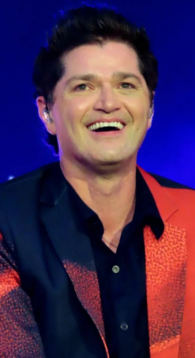 iRealMuse1's tweet image. - Happy Birthday @TheScript_Danny! 🎂🥳🎉
May your day be illuminated, happy, and wonderful. May you be (always) greatly blessed and may you continue to shine brightly. -
#HappyBirthday #HappyBirthdayDannyODonoghue #TheScript #TheScriptFamily