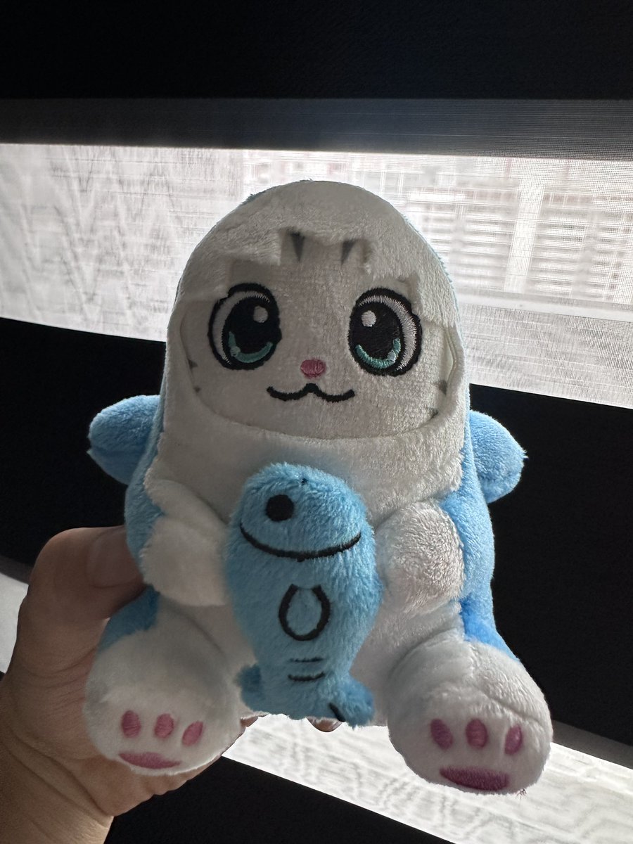 Metcon0's tweet image. Ending off the super busy Token week with the @hypurr_co community 🥳

thank you @kirbyongeo @NarwhalTan  @0xVelocity88 and the team behind @hypurr_co for organising such an amazing event!!!

kop some cute merch and hypurr labubu blind box 🤩

hyperliquid