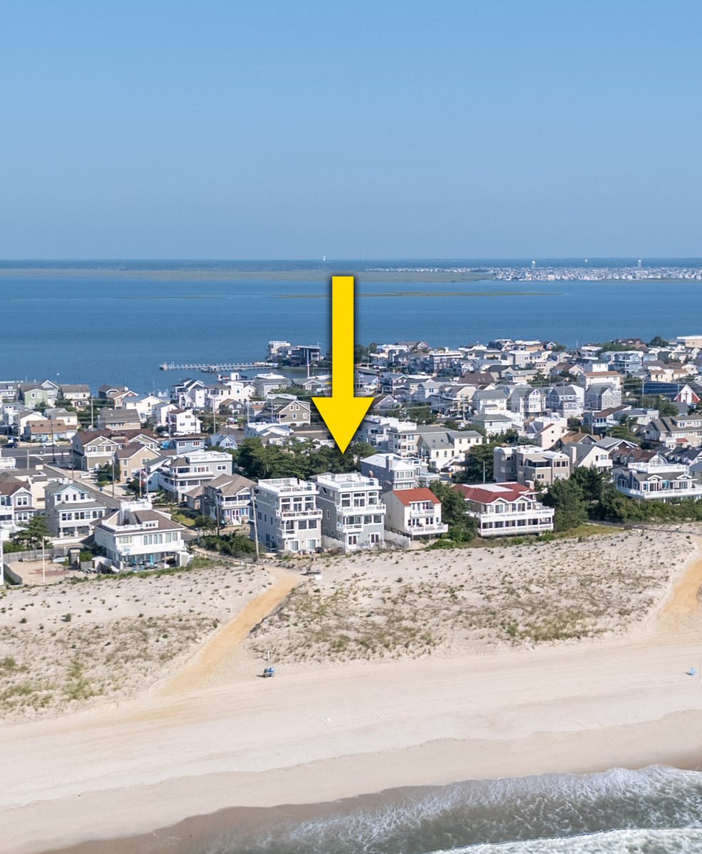 #LBI #OpenHouse Weekend 10/4 &amp; 10/5 from 10-2 pm
New #Oceanfront Construction! 
6107 Ocean Blvd., Brant Beach $5,599,000
7 bedrooms, 6.5 baths, elevator. 

Info mancinirealty.com/newlistingnewo…