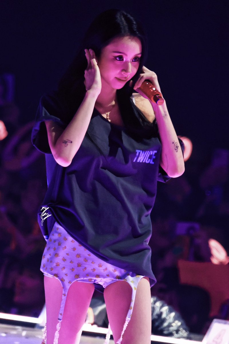 jinqiu_59 tweet picture
