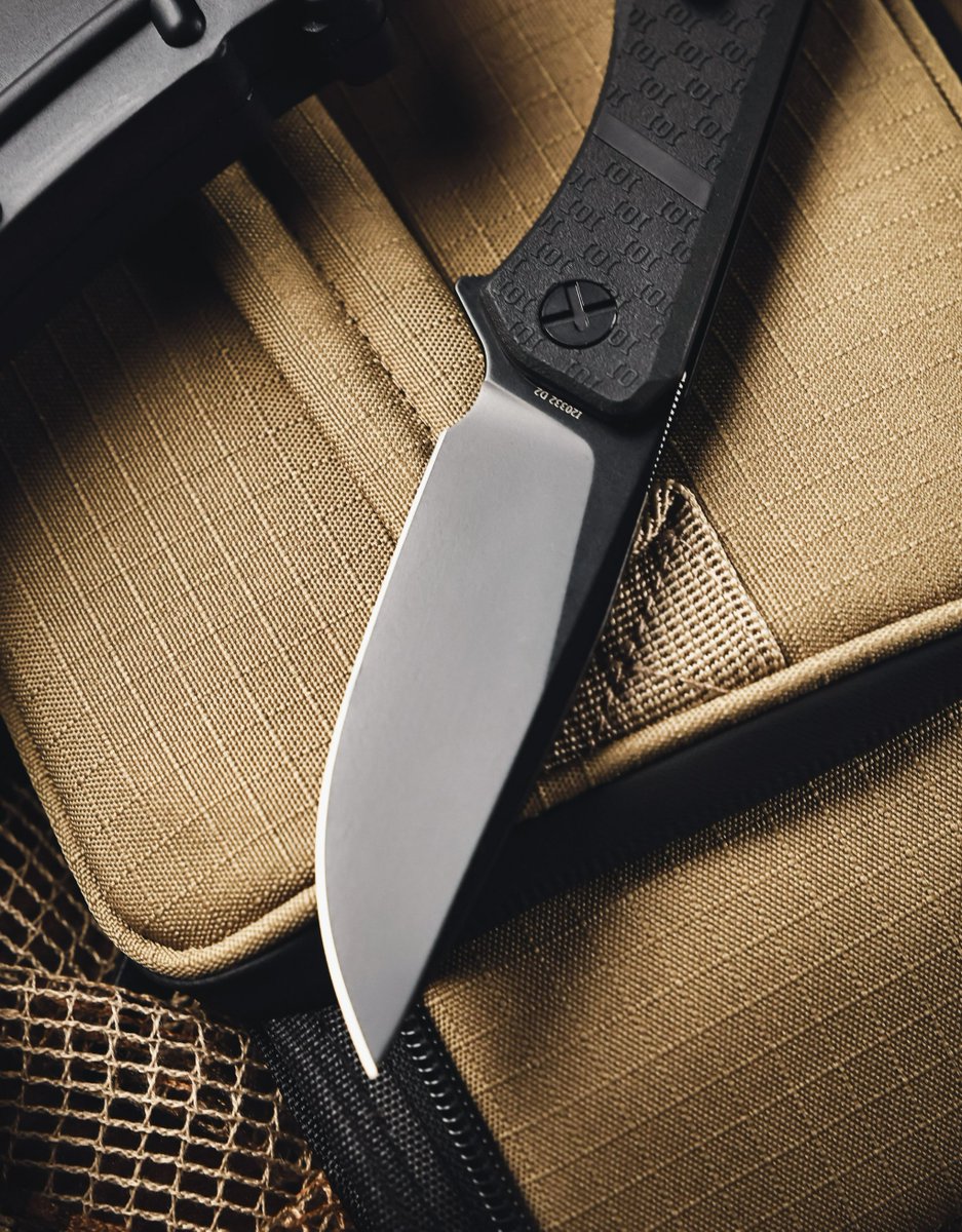bladebroglobal's tweet photo. 🖤 Scout I20332 — 3.62" D2 power in your hand.
Built for work, built for adventure, built for you.
#bladebro #edccommunity #edcknife #pocketknife #foldingknife #edcgear #gearcollection #everydaycarry #outdoorlife #tacticalgear https://t.co/j096Gyvd29