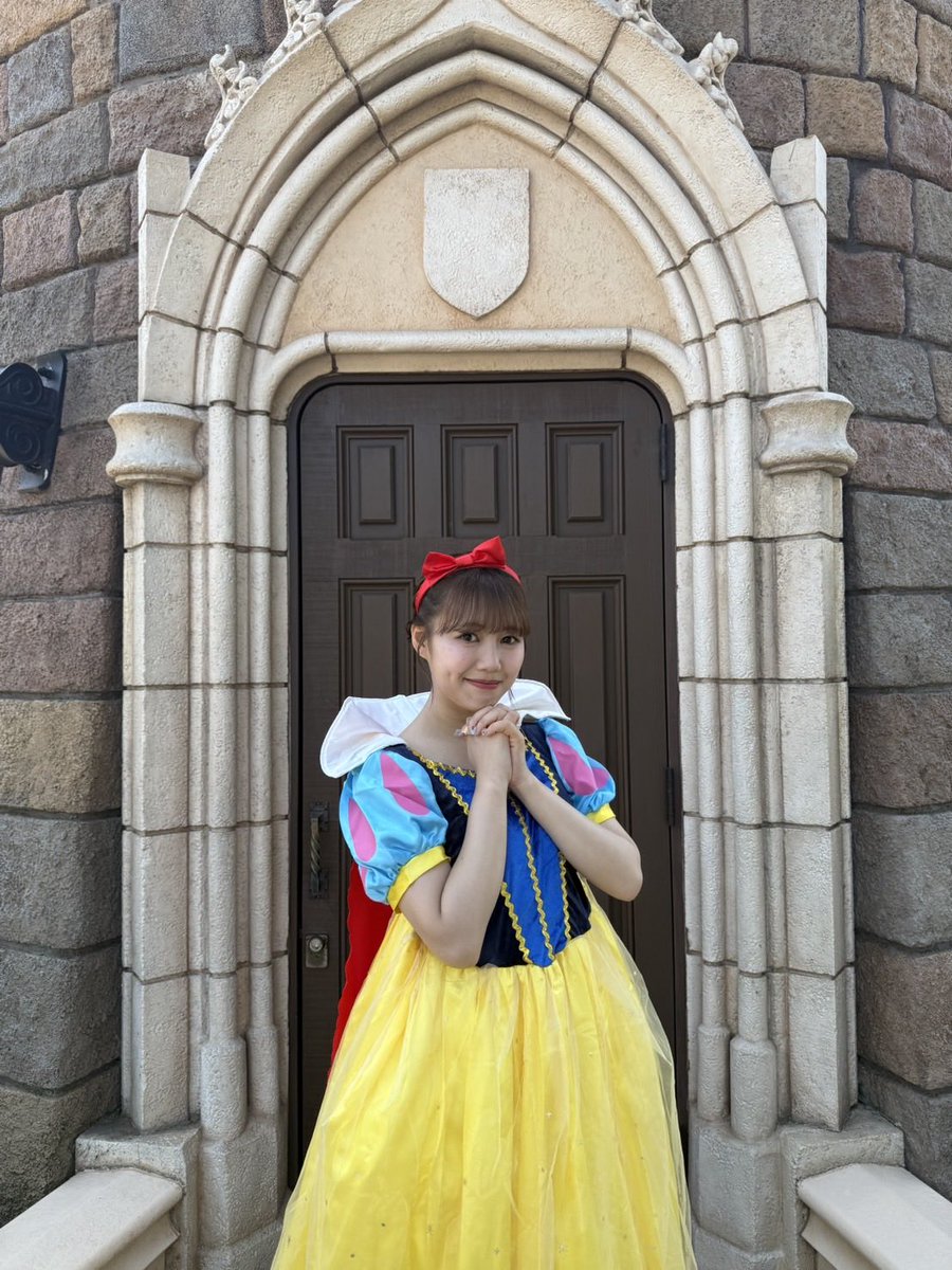 📣ときめき♡いんふぉ📣

／
  明日10/4(土)朝7:10頃〜！
  日本テレビ系「#シューイチ」📺
  「シューイチ★セブン」リポーターとして
   #吉川ひより が出演！💚✨
＼

🔗ntv.co.jp/shu-ichi/

ひよりんも白雪姫仮装でディズニーハロウィーンを徹底調査🍎🎃

ぜひご覧ください✨

<a href="/shu1tv/">シューイチ</a>