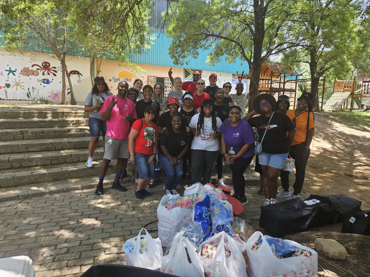 Business #travel doesn’t have to derail your healthy habits. During #MentalHealthAwarenessMonth, remember:
- Step outside between meetings
- Walk instead of ride
- Pause &amp; breathe

Travel well: okt.to/fIdBSO 

#CorporateTravellerSouthAfrica #TravelWell #WorkLifeBalance